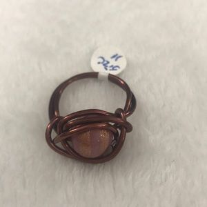 Bronze wire & mauve / gold beaded ring in size 11